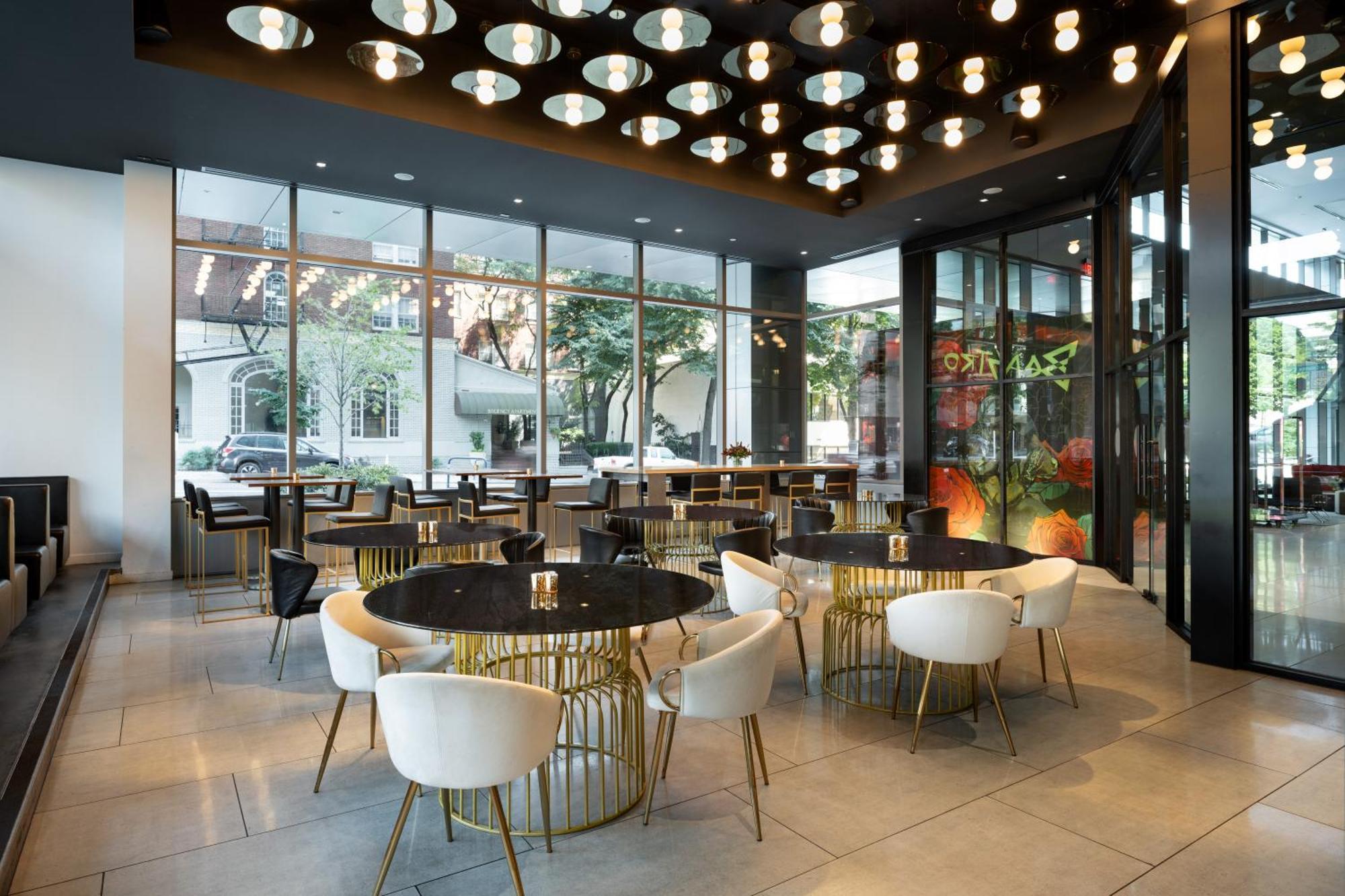 Vance, Portland, A Tribute Portfolio 4* Portland