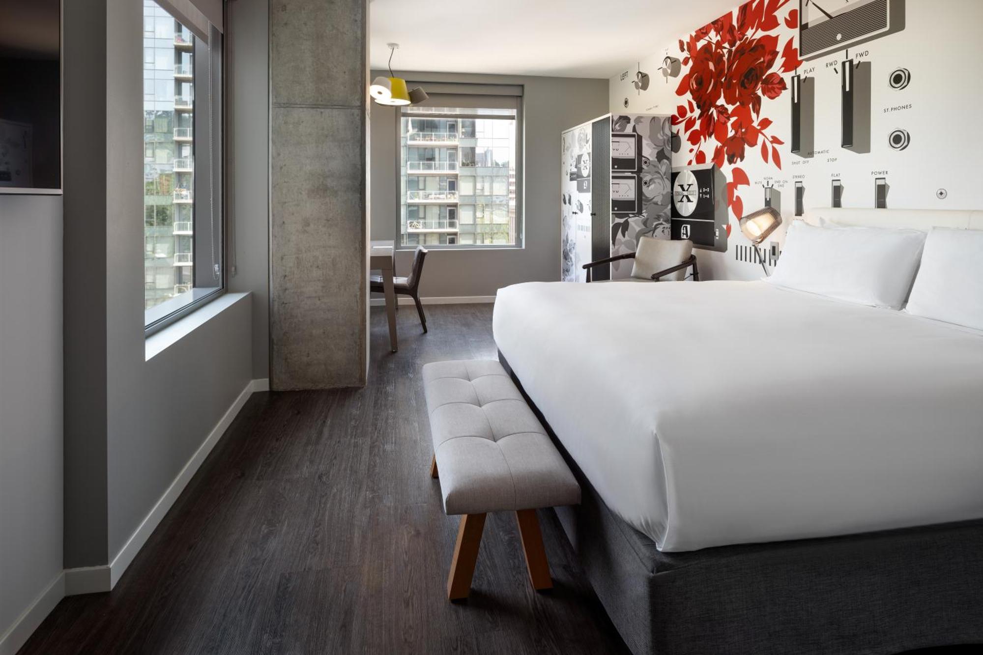 Vance, Portland, A Tribute Portfolio 4* Portland